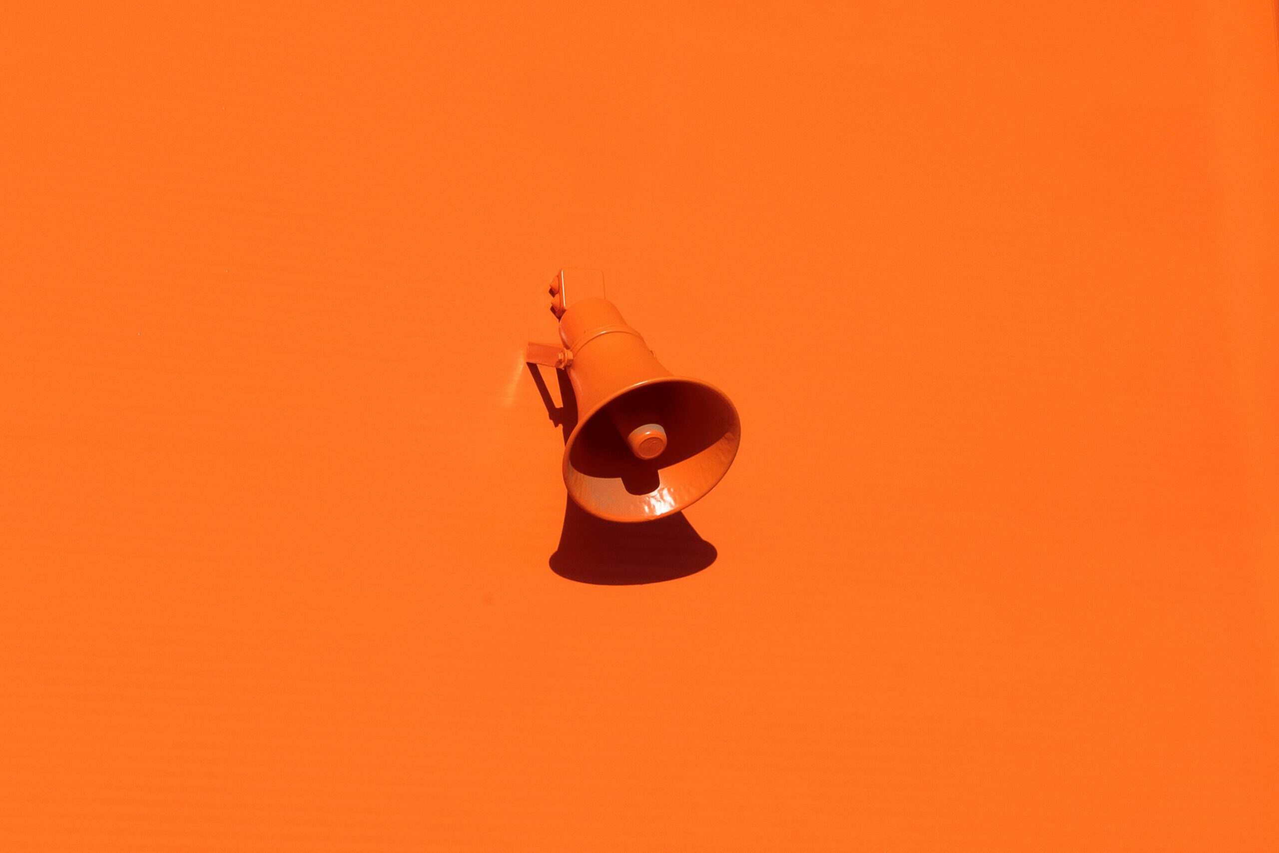 oleg-laptev-QRKJwE6yfJo-unsplash-min